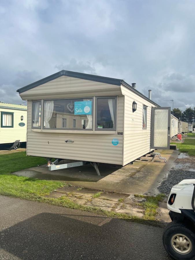 Lisa And Laddy Caravan Hire Meliden المظهر الخارجي الصورة